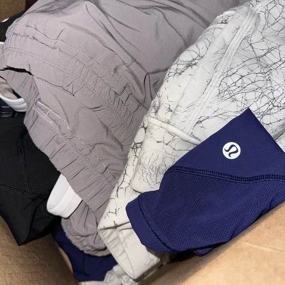 Lululemon leggings / jogger bundle